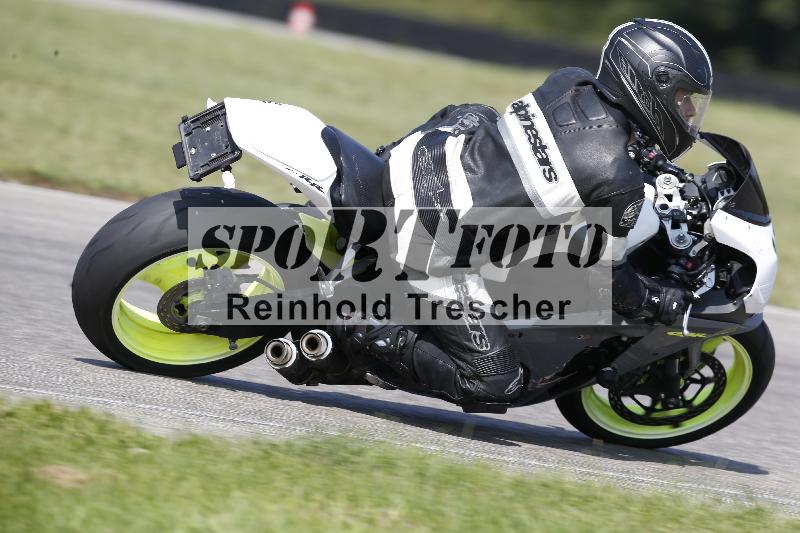 /45 10.08.2025 Plüss Moto Sport ADR/Freies Fahren/722